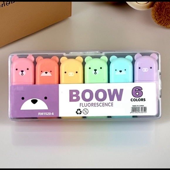 Unicorn Bundle Notebook & Mini Bear Highlighters w/ Mini Pouch - Picture 3 of 12